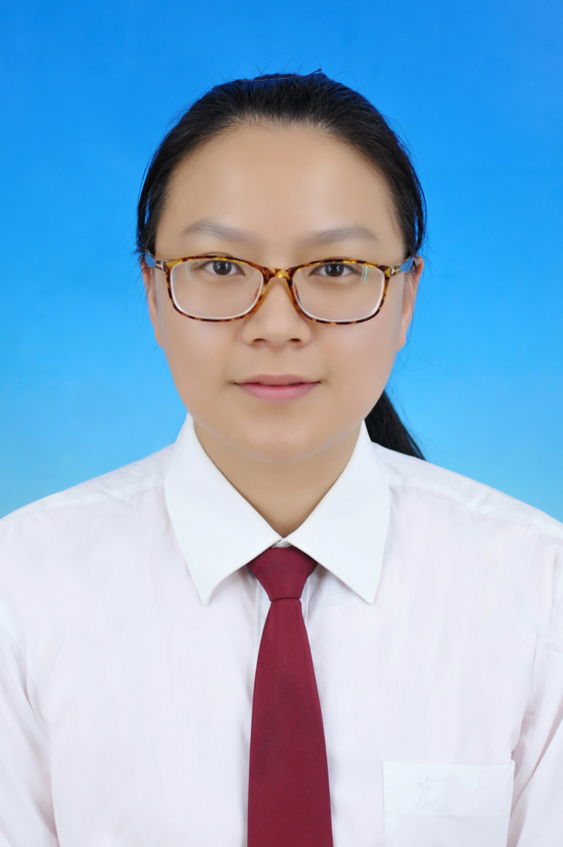 卢丽霞